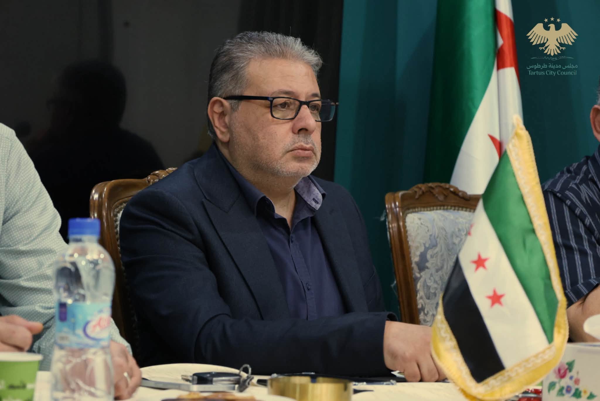 مجلس مدينة طرطوس يبحث مع غرفة التجارة تحسين الواقع الخدمي في سوق الهال